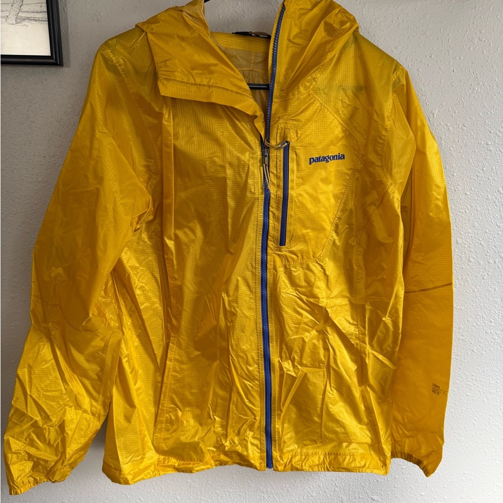 Patagonia Yellow Hooded Packable Jacket with Blue Trim H2No